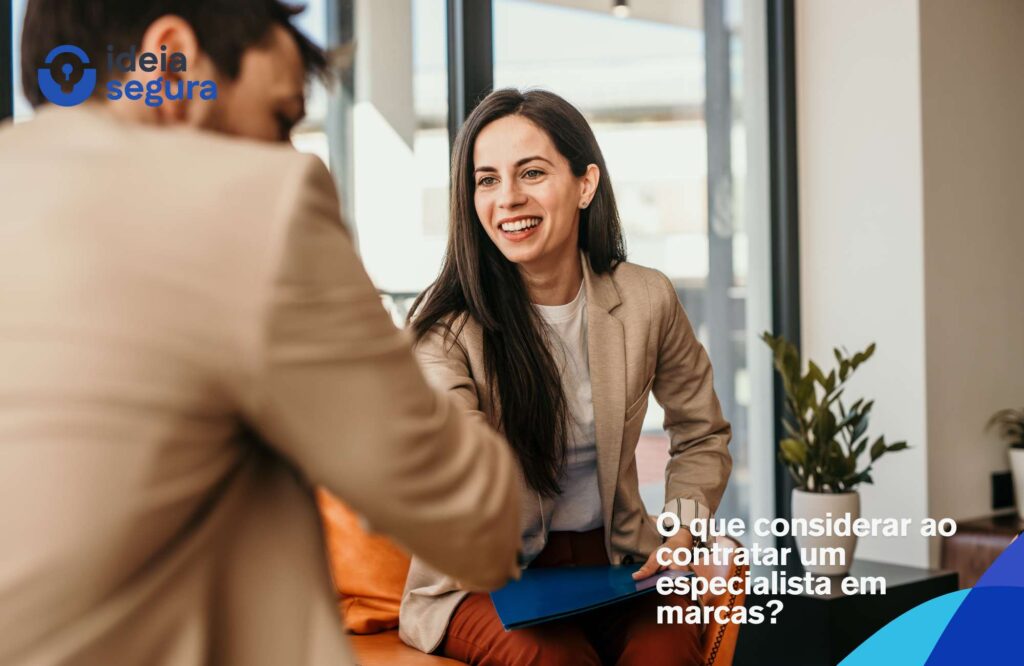 O que considerar ao contratar um especialista em marcas